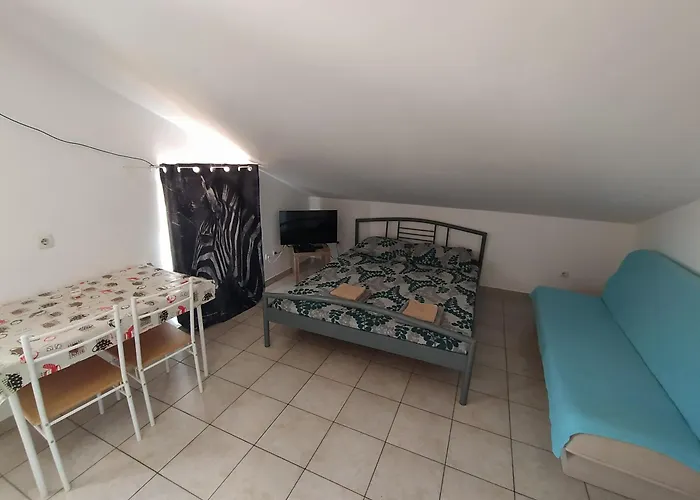 Dejan Apartments-top Centar-old Town-low Budget *