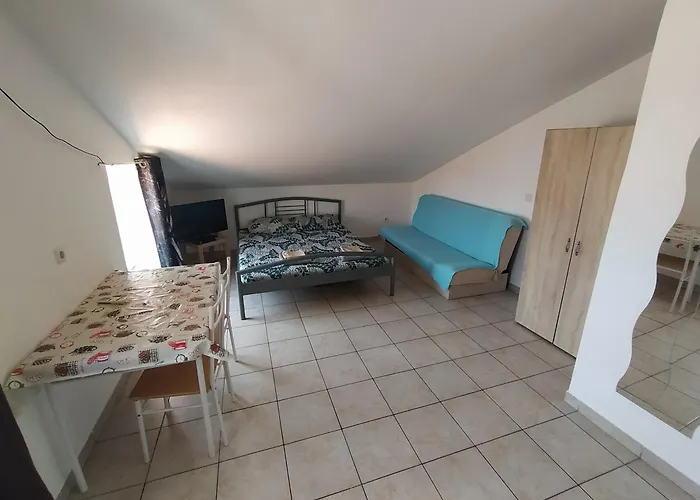 Dejan Apartments-top Centar-old Town-low Budget