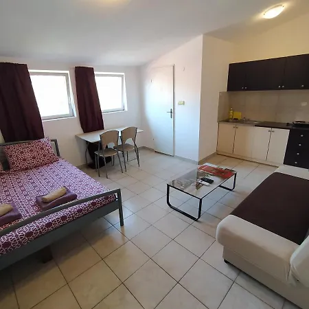 Dejan 2-top Centar-old Town Studio Apartment