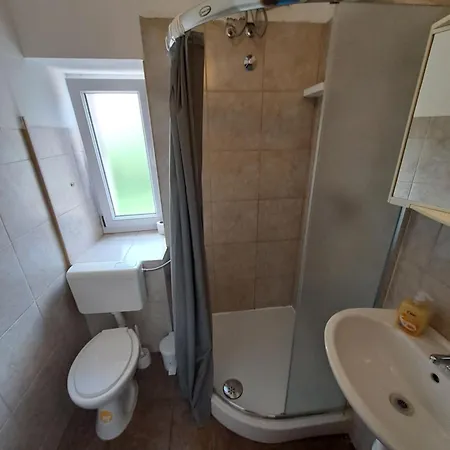 Dejan Apartments-top Centar-old Town-low Budget Lägenhet *