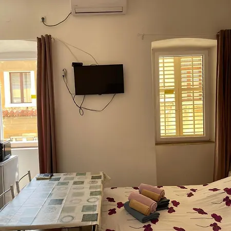Apartment Dejan 2-top Centar-old Town Studio *