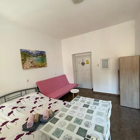 Dejan 2-top Centar-old Town Studio Apartmán Pula