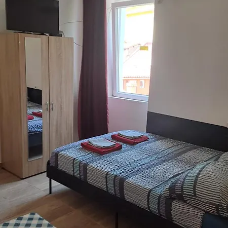 公寓 Dejan Apartments-top Centar-old Town-low Budget *