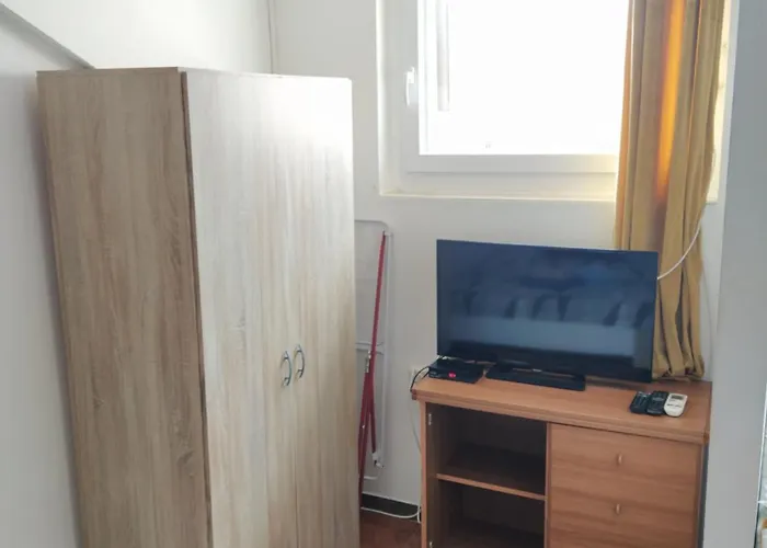 Dejan Apartments-top Centar-old Town-low Budget